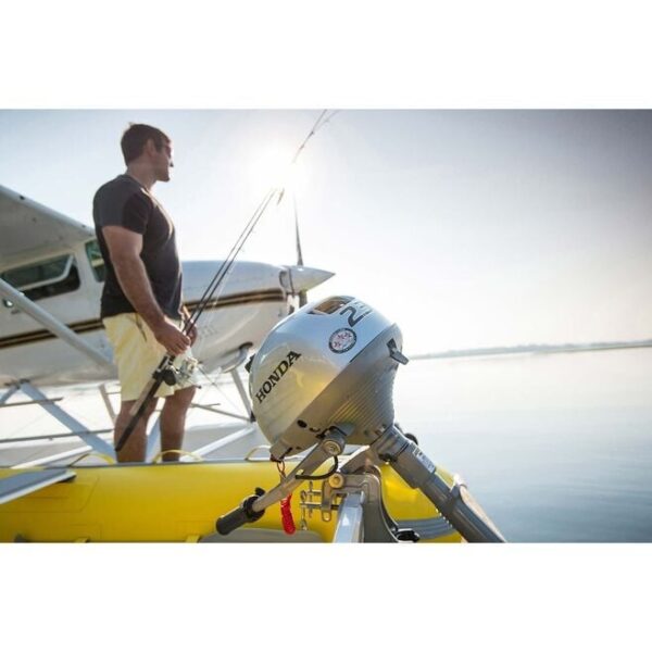 1063 Honda BF2.3 Outboard Motor - Image 3