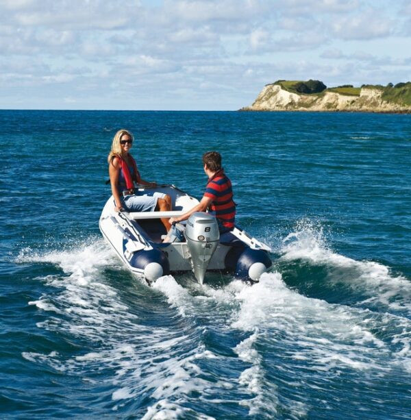 1103 Honda BF8 Portable Outboard Motor - Image 3