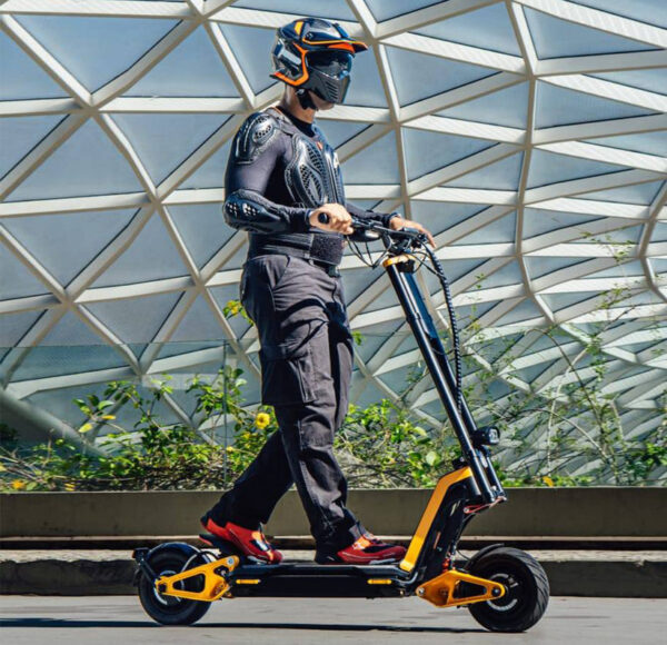 1_2_1fc63b56-5971-4811-b3ee-5c8d0b574b02 INMOTION RS World's Fastest Electric Scooter - Image 4