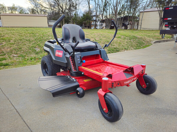 20250313_171230 (1) Toro 77404 42" TimeCutter Zero Turn Mower 22HP Briggs - Image 2