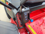 Toro 77404 42" TimeCutter Zero Turn Mower 22HP Briggs - Image 5