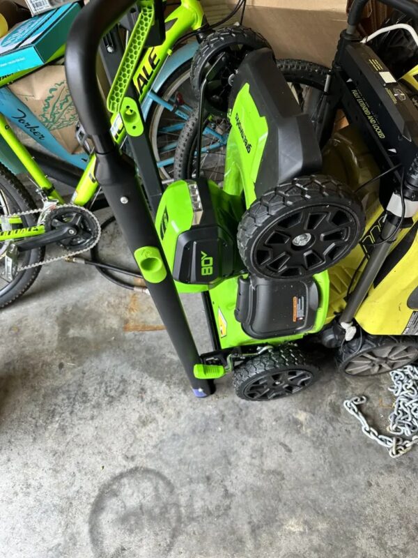 250 Greenworks 80V 21-Inch Self-Propelled Lawn Mower - Image 4