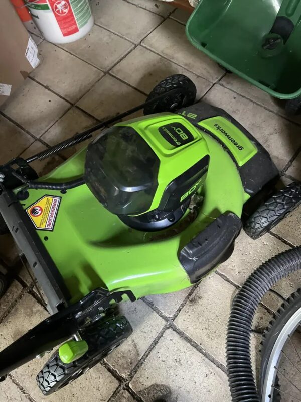 251 Greenworks 80V 21-Inch Self-Propelled Lawn Mower - Image 5