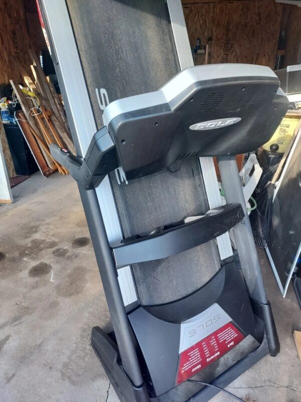496 Sole F80 Treadmill - Image 4