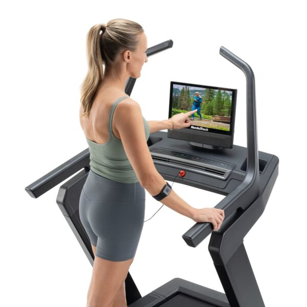 552 NordicTrack X16 Treadmill - Image 8