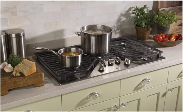 61sAD4UJT0L._AC_SL1000_ GE 36-Inch Built-in Gas Cooktop JGP5036SLSS - Image 3