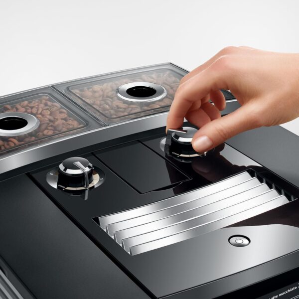 714+WwFq4aL._AC_SL1500_ Jura J8 Twin Automatic Coffee Machine - Image 7