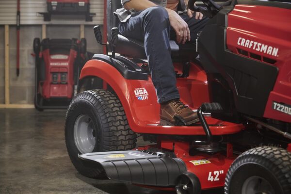 81aZMEgkIWL._AC_SL1500_ Craftsman T2200K 42-in 20 HP 725cc Hydrostatic Riding Mower - Image 10