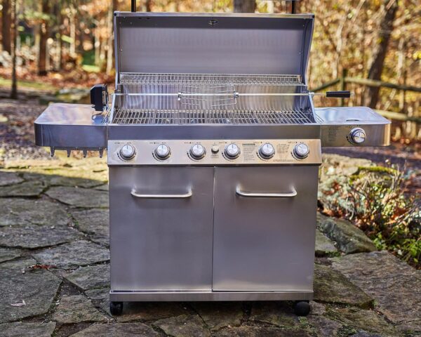 81dpOYXn57L._AC_SL1500_ Monument Grills 6-Burner Propane Gas Grill 77352 - Image 2