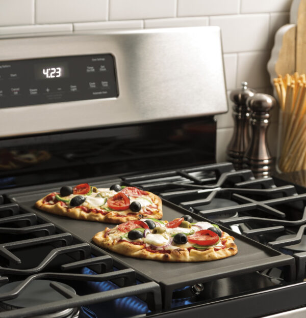 9538540467e424d21a016e295c39a29776871f6c__69788 GE 30" Freestanding Gas Range - Image 8