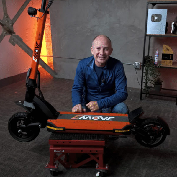 ScreenShot2024-12-18at5.14.43PM EMOVE Cruiser V2 – 52V and 60V Quad Suspension 62-Mile Long-Range Scooter - Image 14