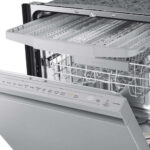DW80B7070US Samsung 24" Smart Top Control Dishwasher with Pocket Handle - 42 dBa - Fingerprint Resistant Stainless Steel - Image 6